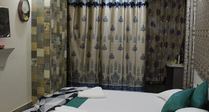 GKM Grand Room Type - AC Standard Double Bed Room With Free Airport Drop or Harbor Drop
