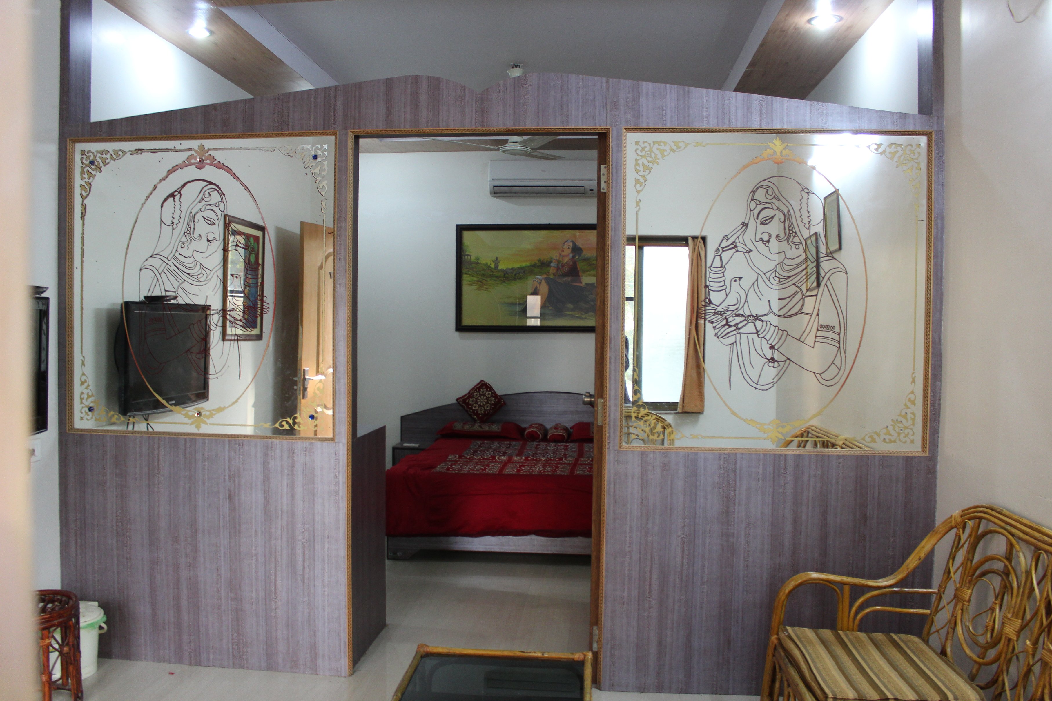 Radhe Motel - Tap to explore photos