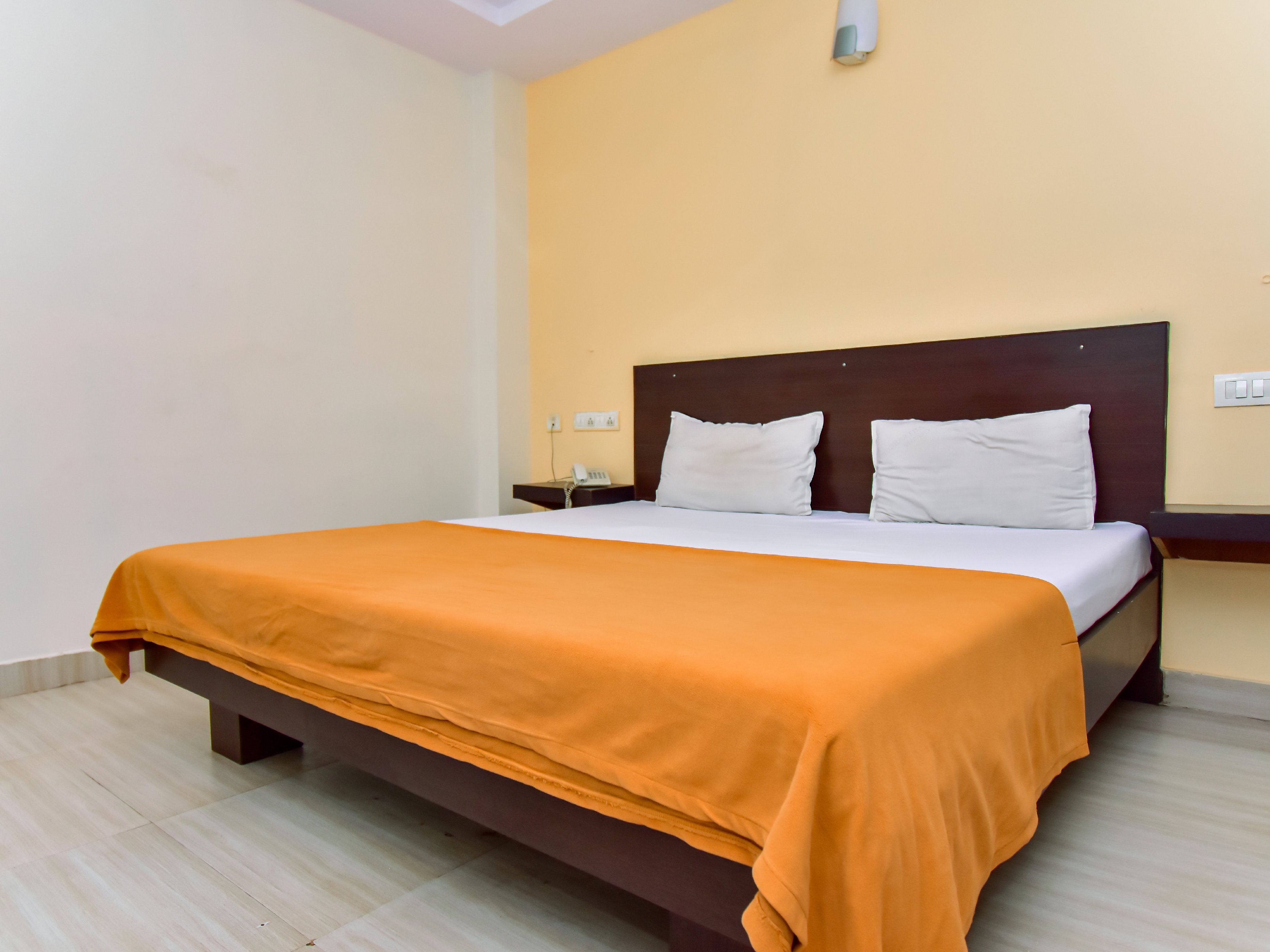Anand Grand Fort Hotel - Tap to explore photos