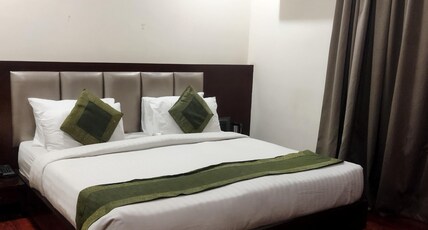 TGI Apple Inn Room Type - Executive room