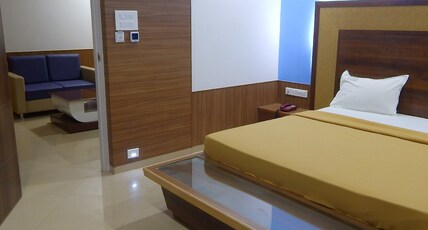 Hotel Aadhi Room Type - SUITE