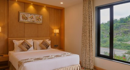 SKK Blu Hotel & Spa Room Type - Blu Legacy Suite Room with Jacuzzi