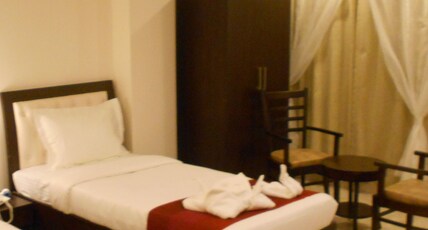 Hotel G20 Inn Room Type - Business