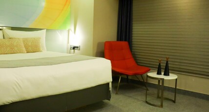 Hotel Pramod House of Classics Room Type - Back to the Future