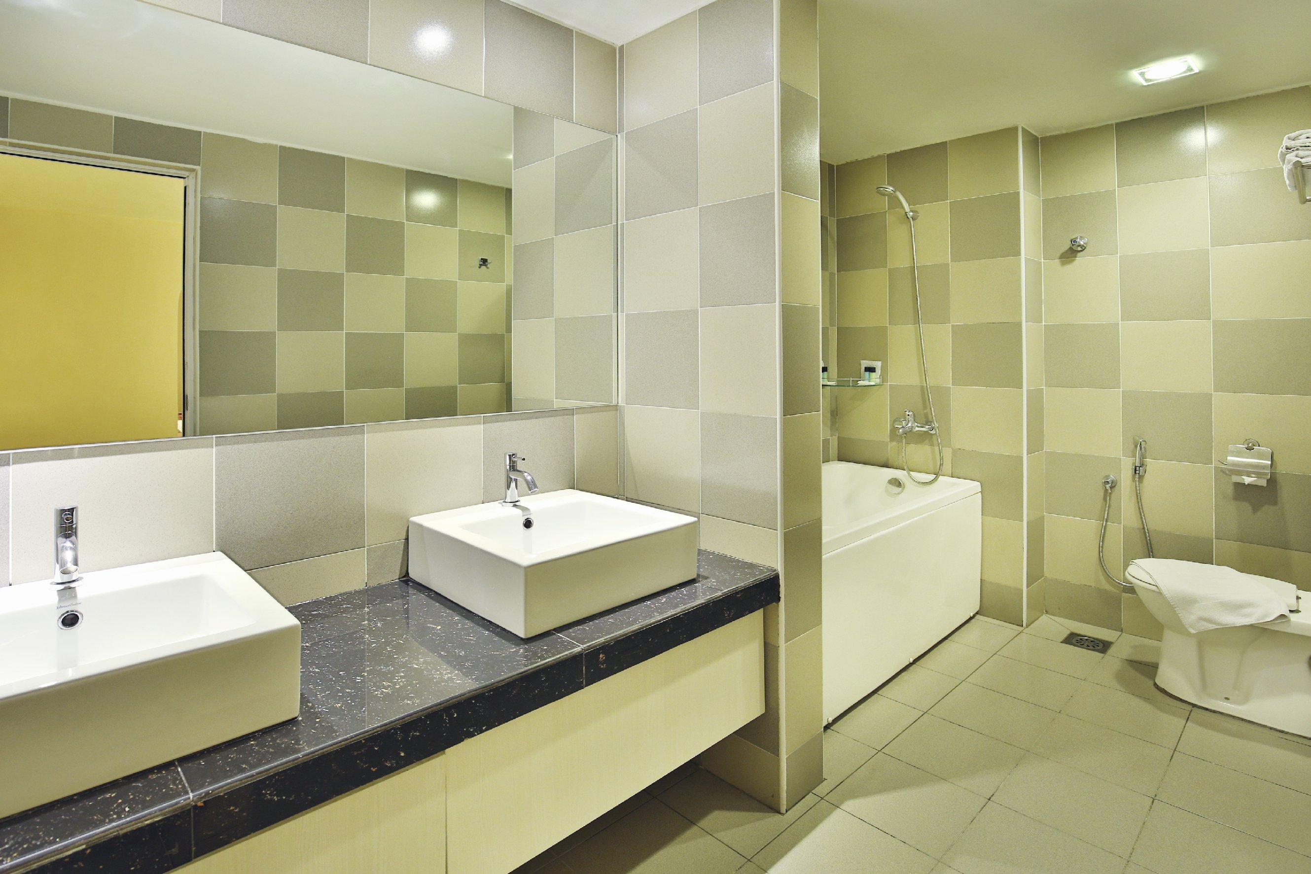 Sungei Wang Hotel - Tap to explore photos