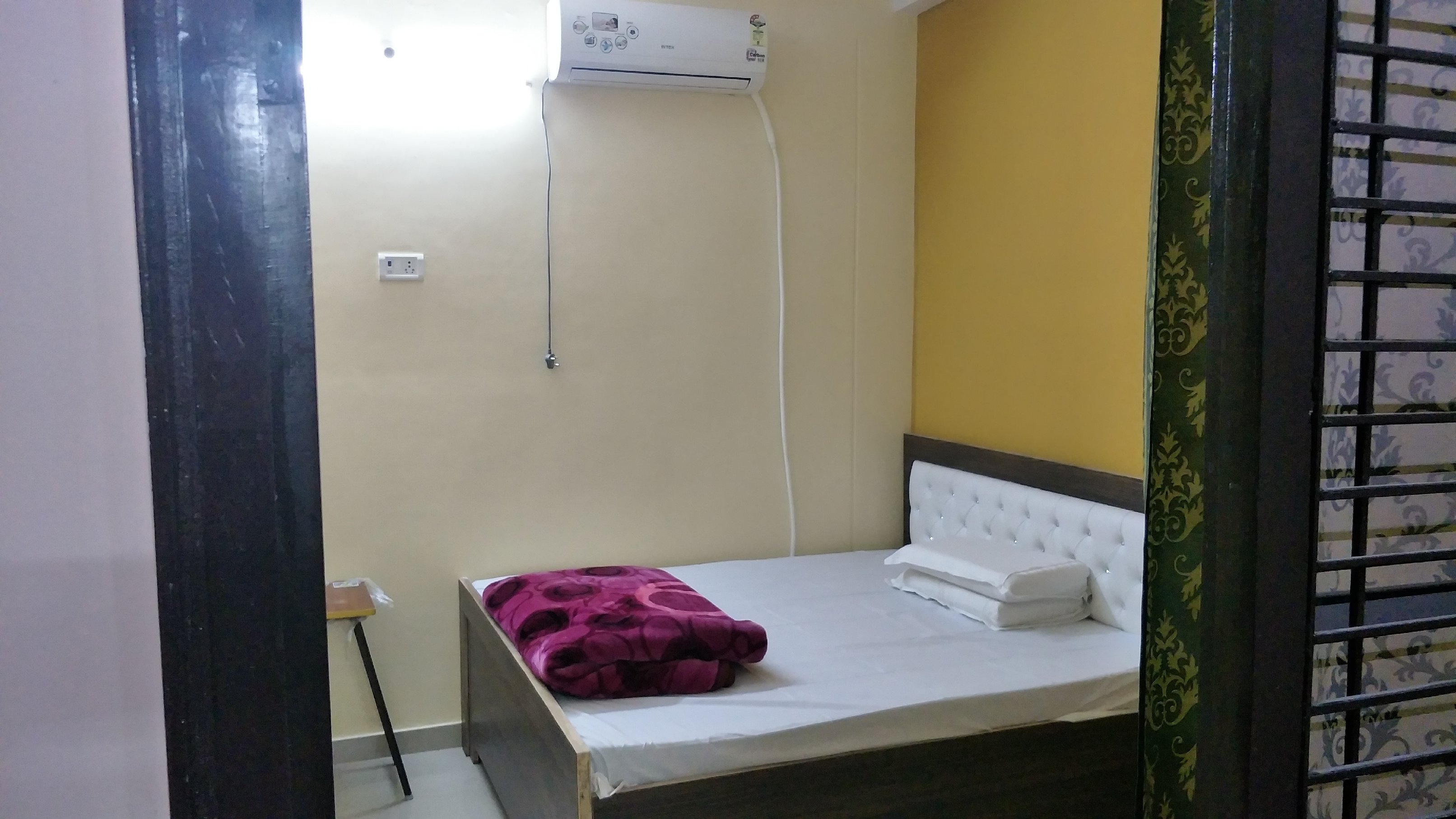 Hotel Asha Kiran Room Type - AC Room