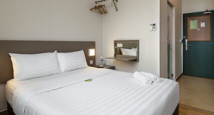 Tune Hotel - 1Borneo Kota Kinabalu Room Type - Double Room Without Windows