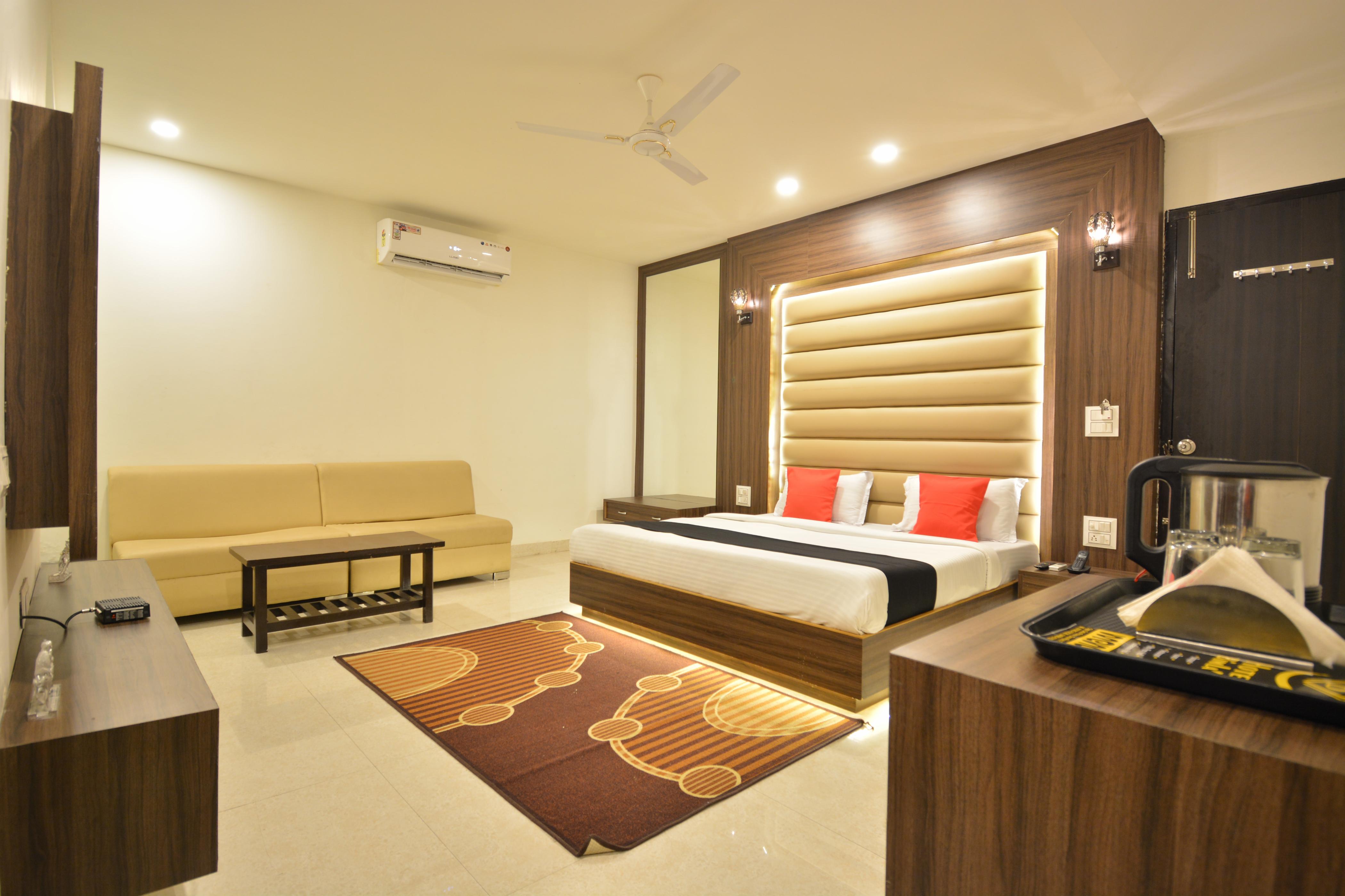Hotel Bimla's - Tap to explore photos