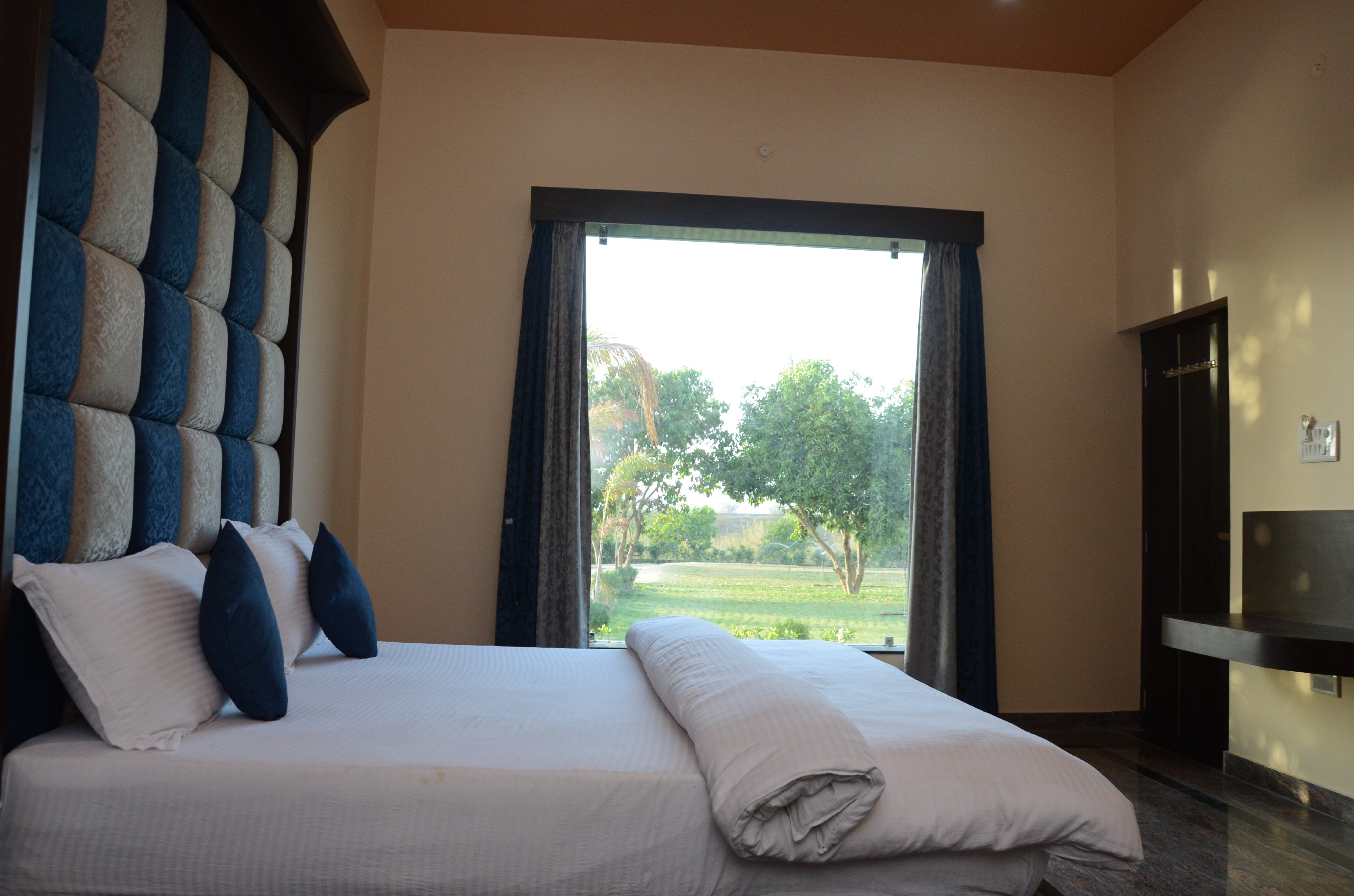 Chitrakoot Garden and Resorts Room Type - PREMIUM AC ROOM (Garden, forest & pool view)