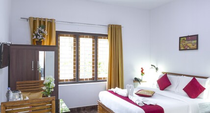 At Wood Resort Munnar Room Type - Deluxe Room