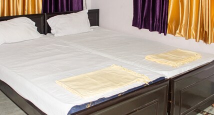 Srishti Shelter Room Type - Deluxe Double Bed Room
