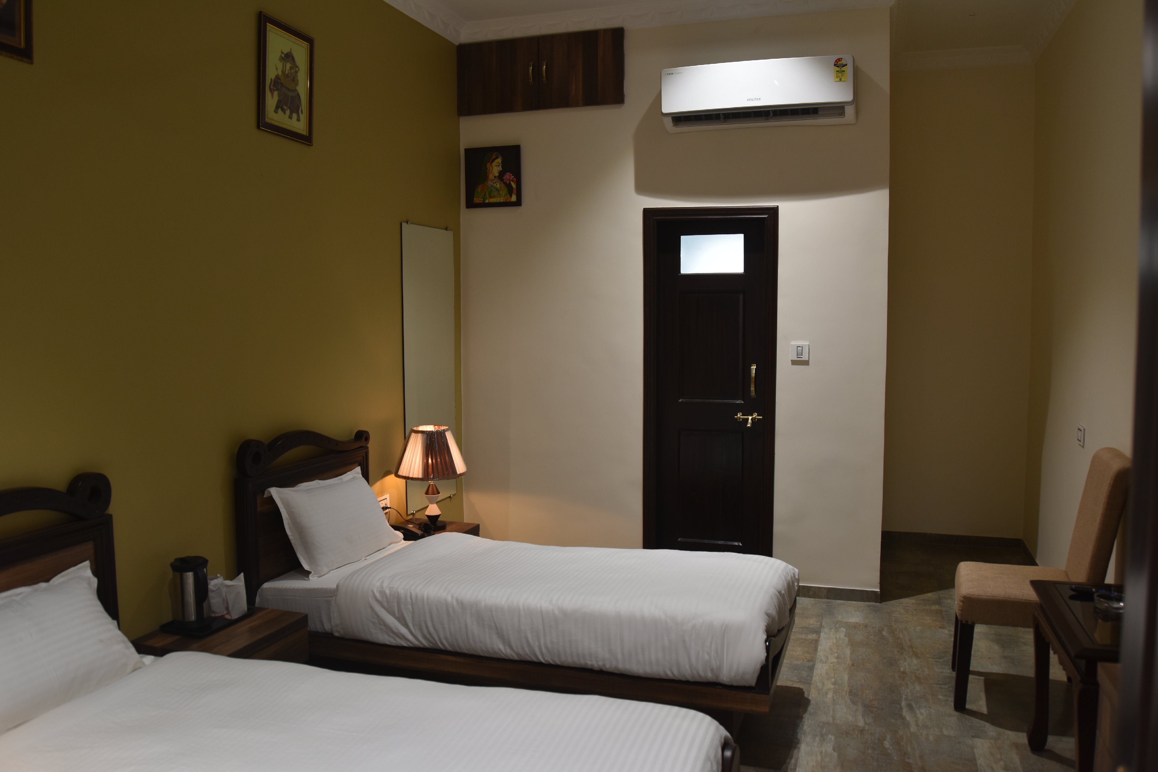 Jaipur Hotel New- A Heritage Hotel - Tap to explore photos