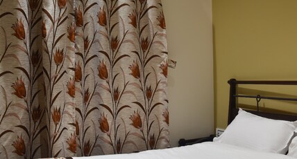 Jaipur Hotel New- A Heritage Hotel Room Type - Deluxe Room