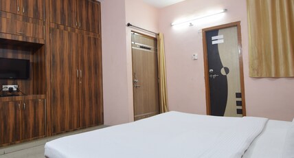 Shreenathji Inn Room Type - 3 BHK Shreenathji Inn Room Type - 3 BHK