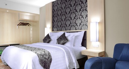 Aston Batam Hotel & Residence Room Type - Deluxe Double
