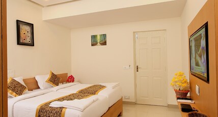 PRIME PALACE HOTEL Room Type - Deluxe AC Room