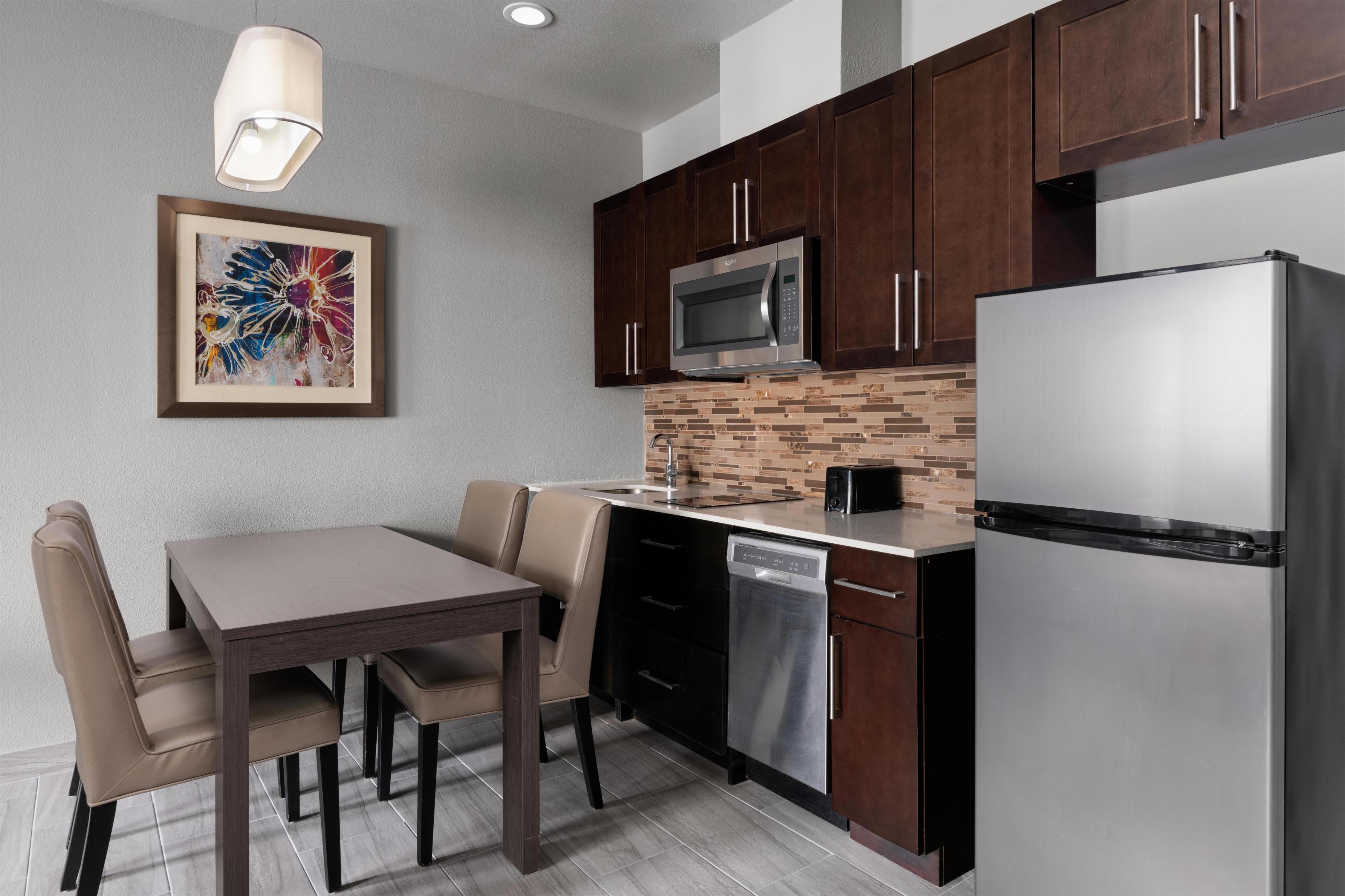 Best Western Plus Executive Residency Baytown - Tap to explore photos
