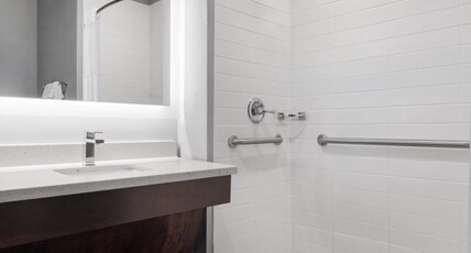 Best Western Plus Executive Residency Baytown Room Type - Accessible - Suite 1 King Bed, Mobility Accessible, Roll In Shower, Sofabed, Full Kitchen, Work Desk Best Western Plus Executive Residency Baytown Room Type - Accessible - Suite 1 King Bed, Mobility Accessible, Roll In Shower, Sofabed, Full Kitchen, Work Desk