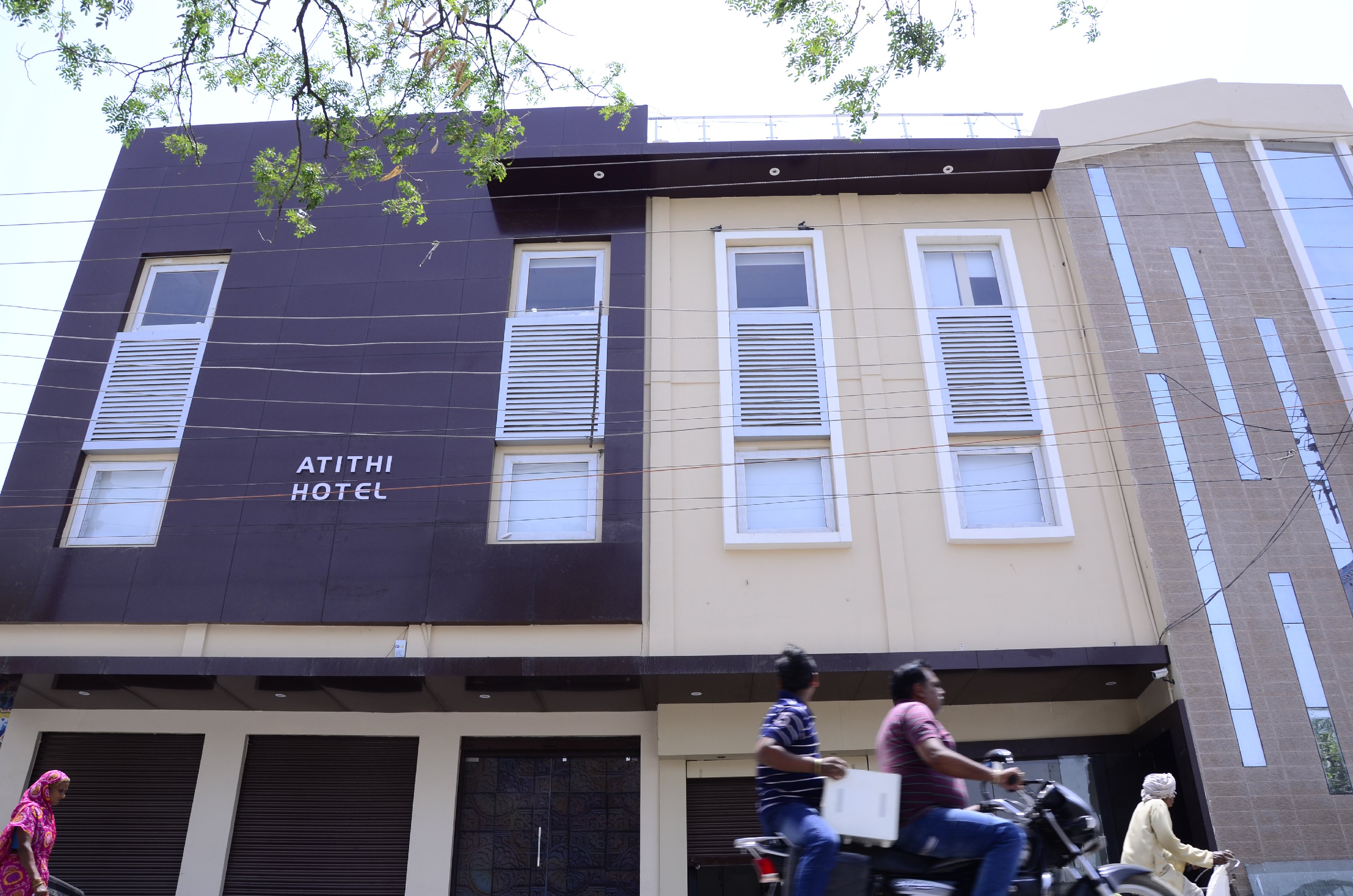 ATITHI HOTEL Room Type - STANDARD ROOM.