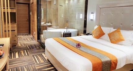 De Grand Riviera Room Type - Plunge (Bathtub) Room