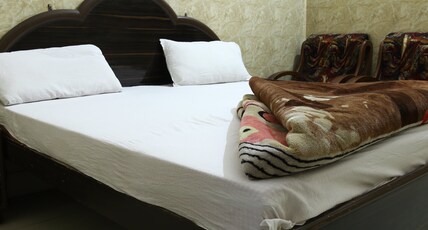 Simran Yatri Niwas Room Type - Double Bed Room Non AC