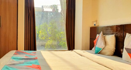 THE GOLDEN GATE HOTEL & BANQUET Room Type - Executive Room THE GOLDEN GATE HOTEL & BANQUET Room Type - Executive Room