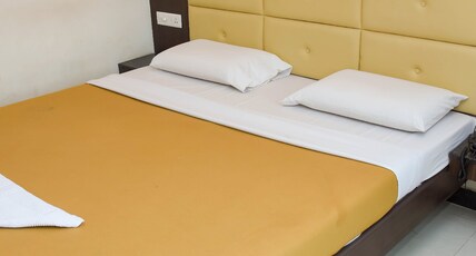 HOTEL SABAREESH PLAZA Room Type - Non AC Room