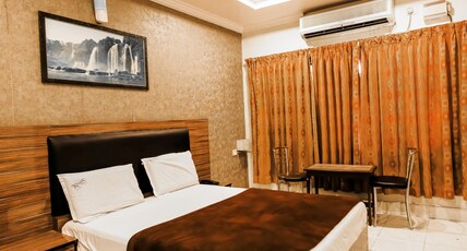 Hotel Konark Inn Room Type - Deluxe Room(AC)