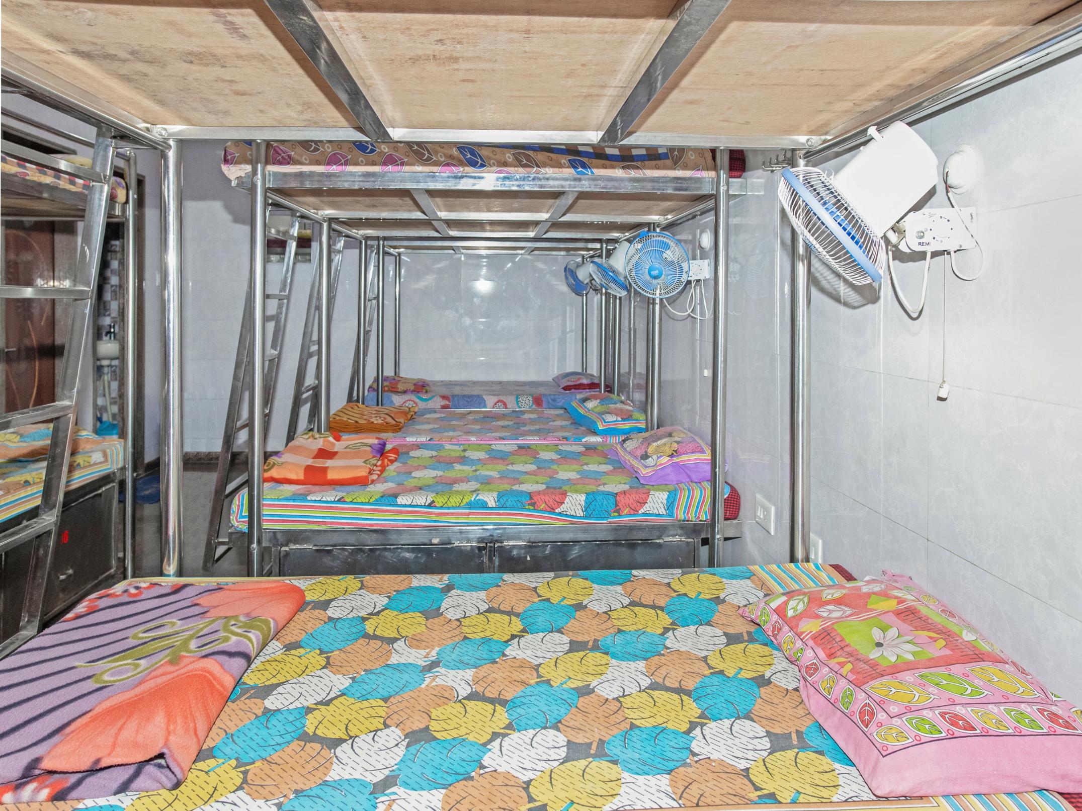 Khushboo Guest House - Tap to explore photos