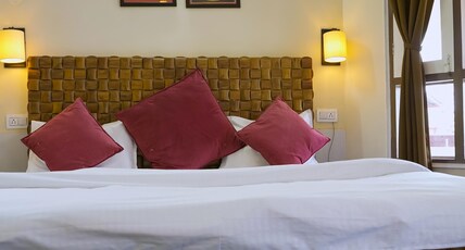The Whispering Winds Resorts Room Type - Himalayan AC Hut