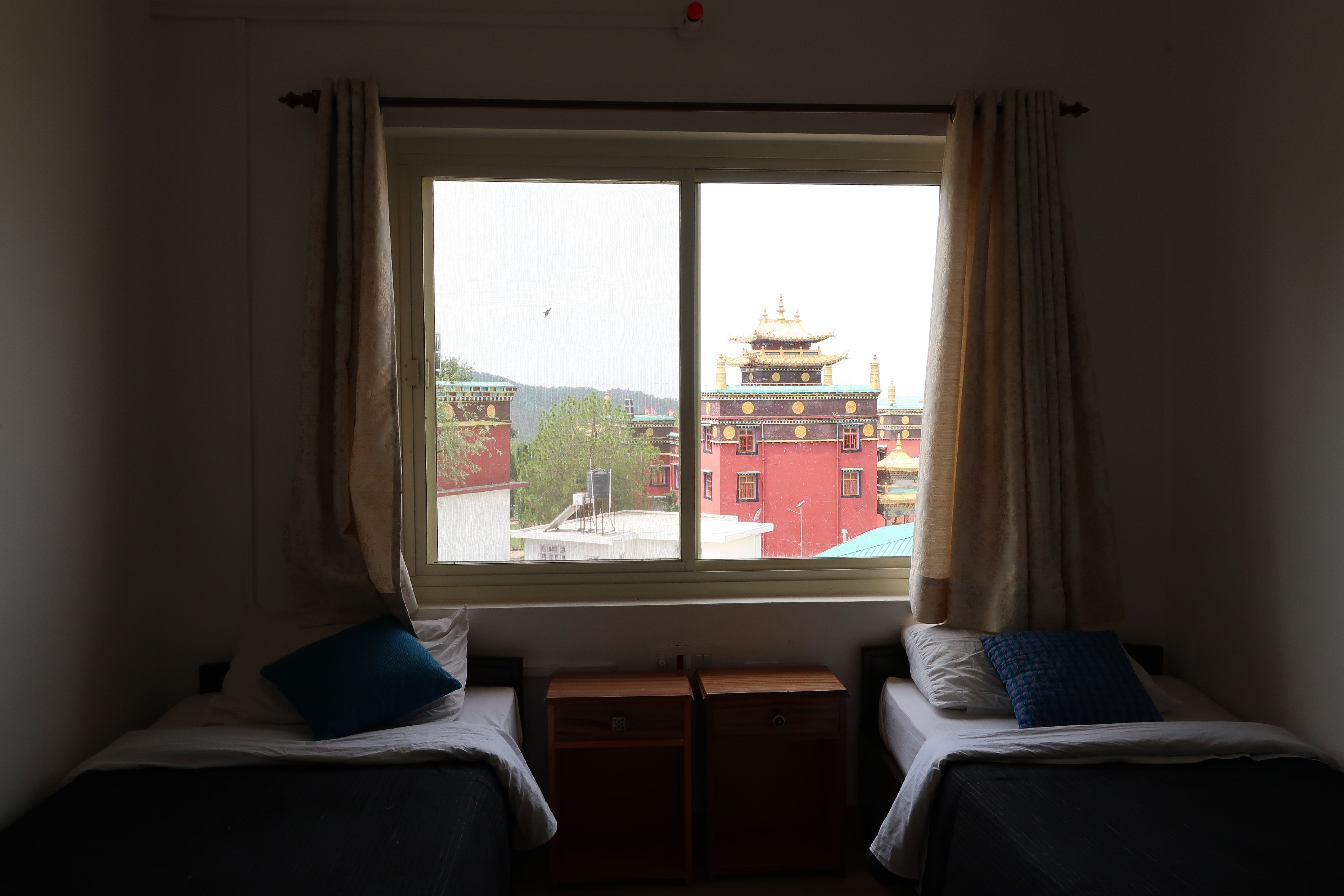 Zhim Zhim Guest House - Tap to explore photos