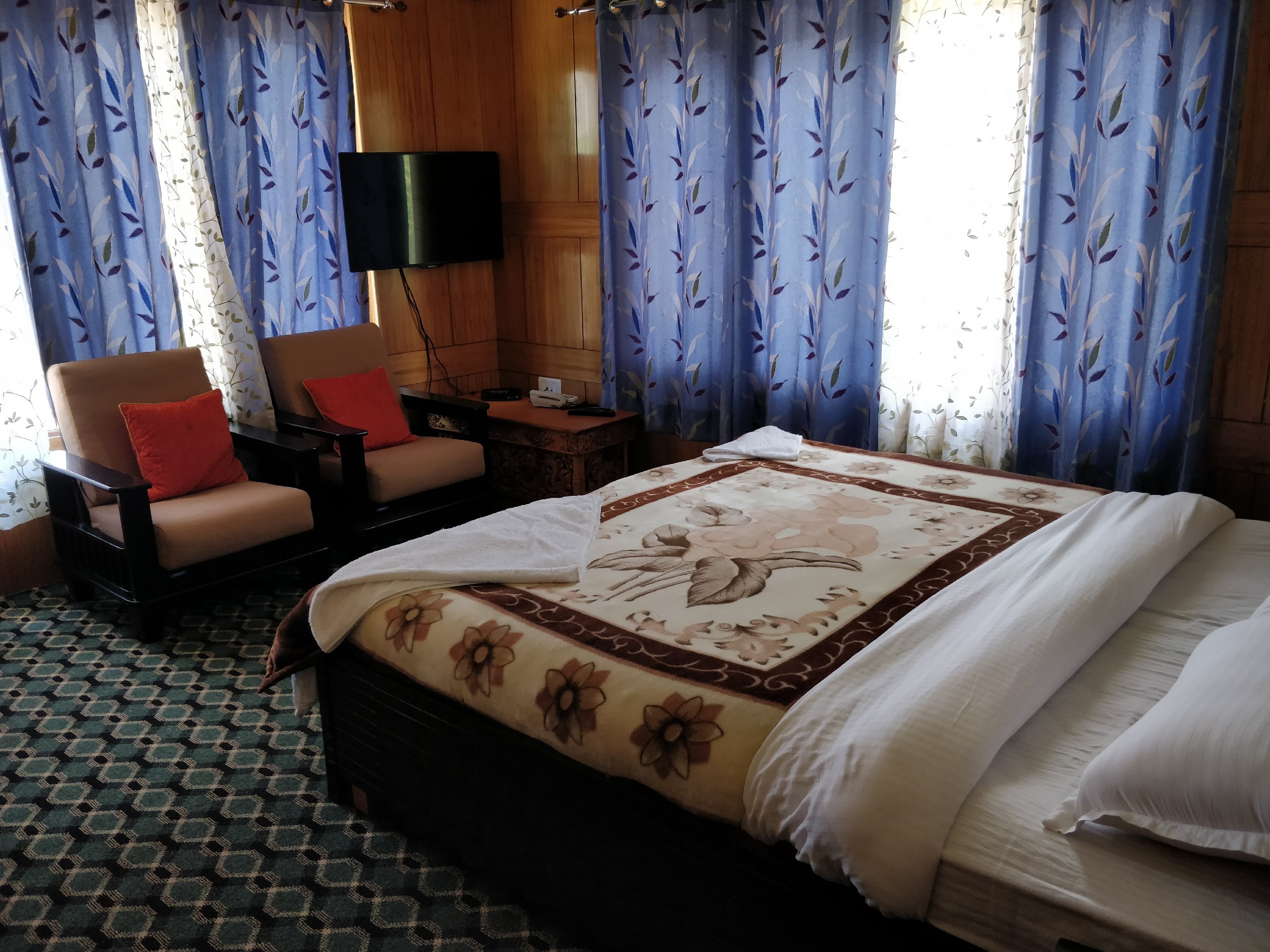 Nature Bliss Guest House - Tap to explore photos