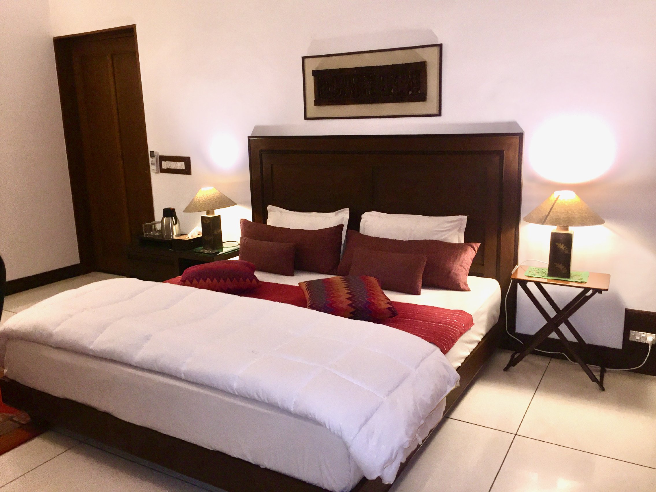 Auro Grace Homestay - Tap to explore photos