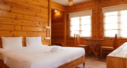 Tranquil Beach Resort Room Type - Deluxe Ac Chalet