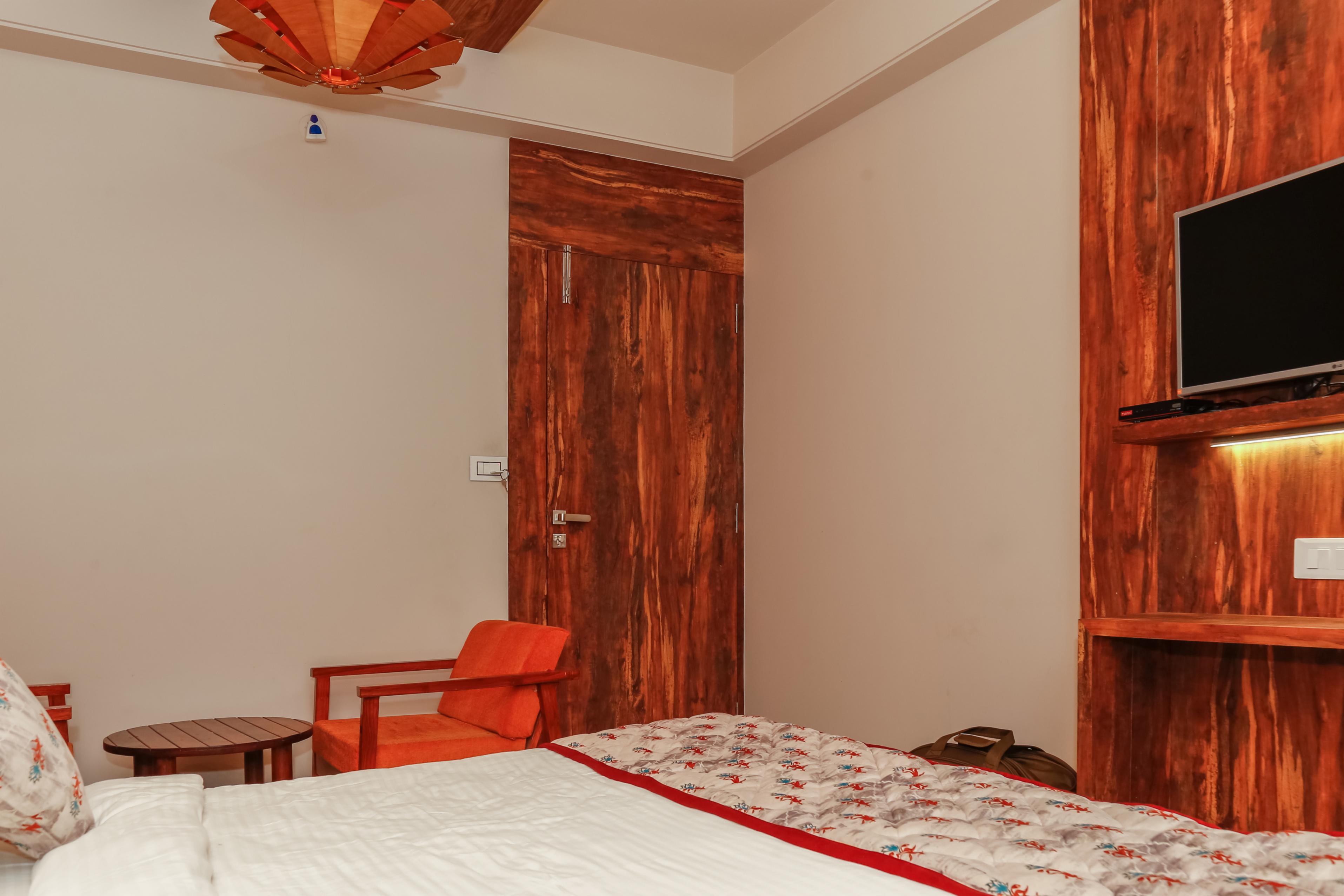 HOTEL AJAYRAJ Room Type - Deluxe Room