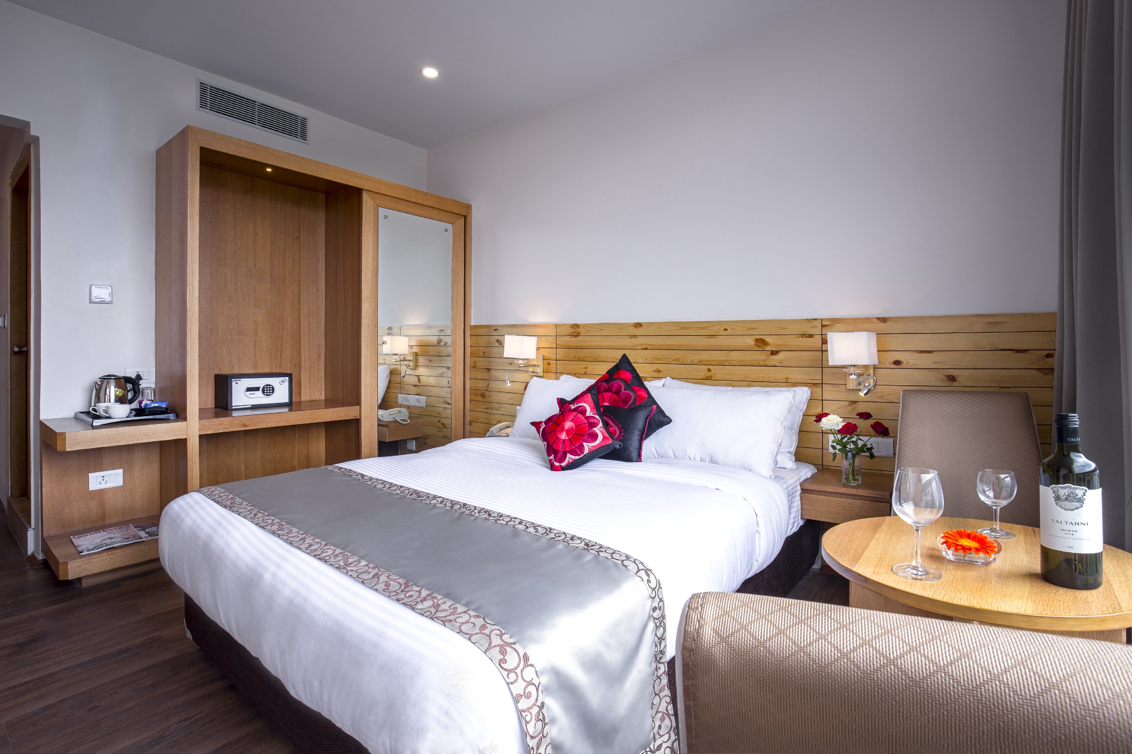 Dechen and Palmo Room Type - Deluxe Room
