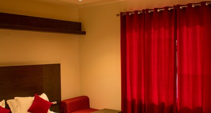 HOTEL CHANCELLOR Room Type - Super Deluxe Room