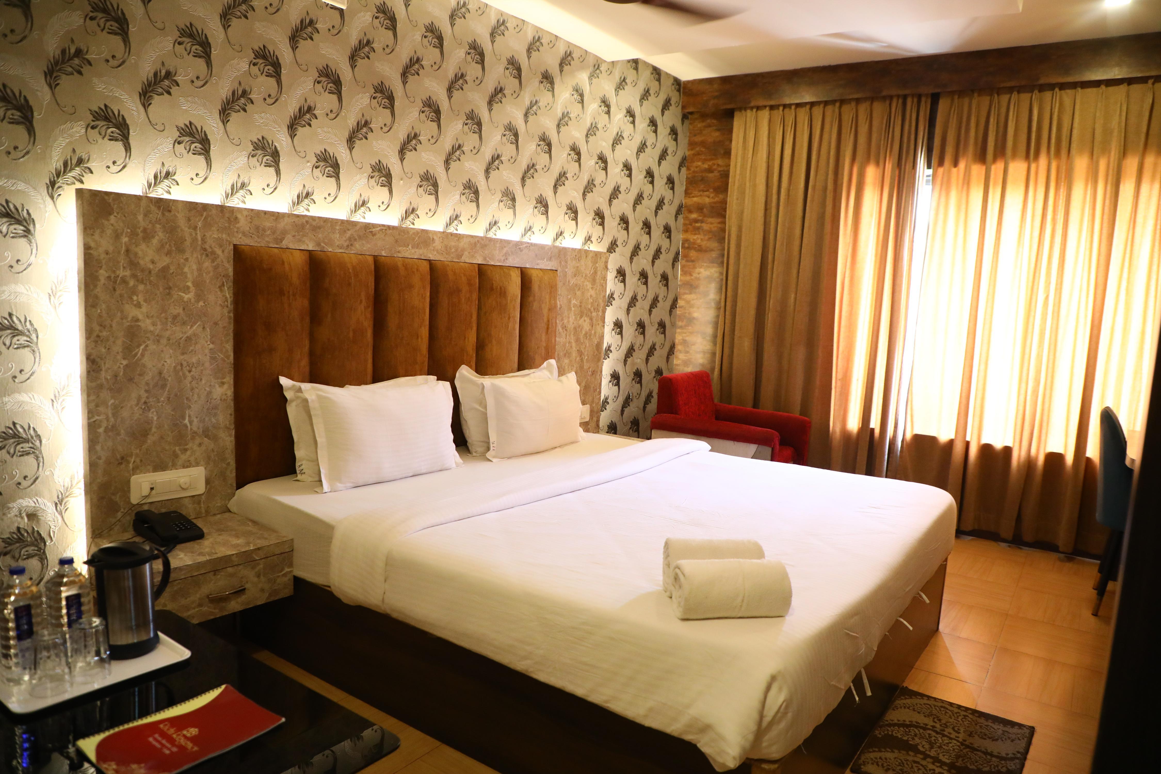 Hotel Richi Regency - Tap to explore photos