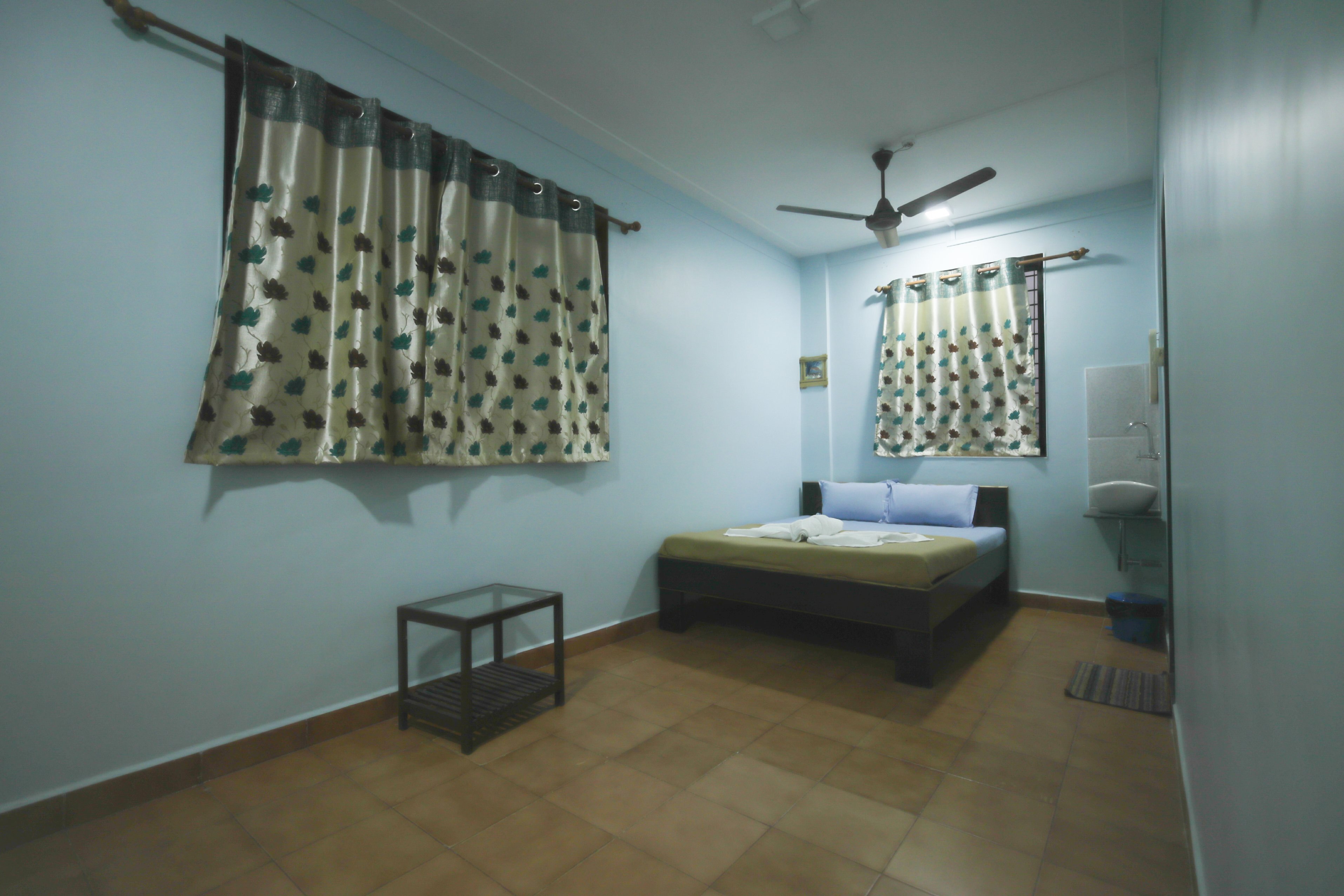SARTHAK GUEST HOUSE - Tap to explore photos