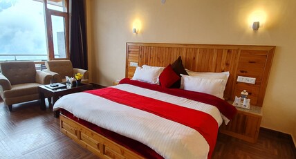 Gezellig Inn - Vardhan Hills Room Type - Superior Room with Balcony ( Valley View)