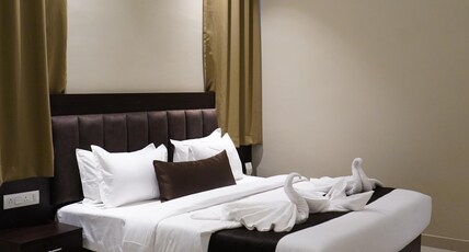 Hotel Pinaki Inn Room Type - SUPREME