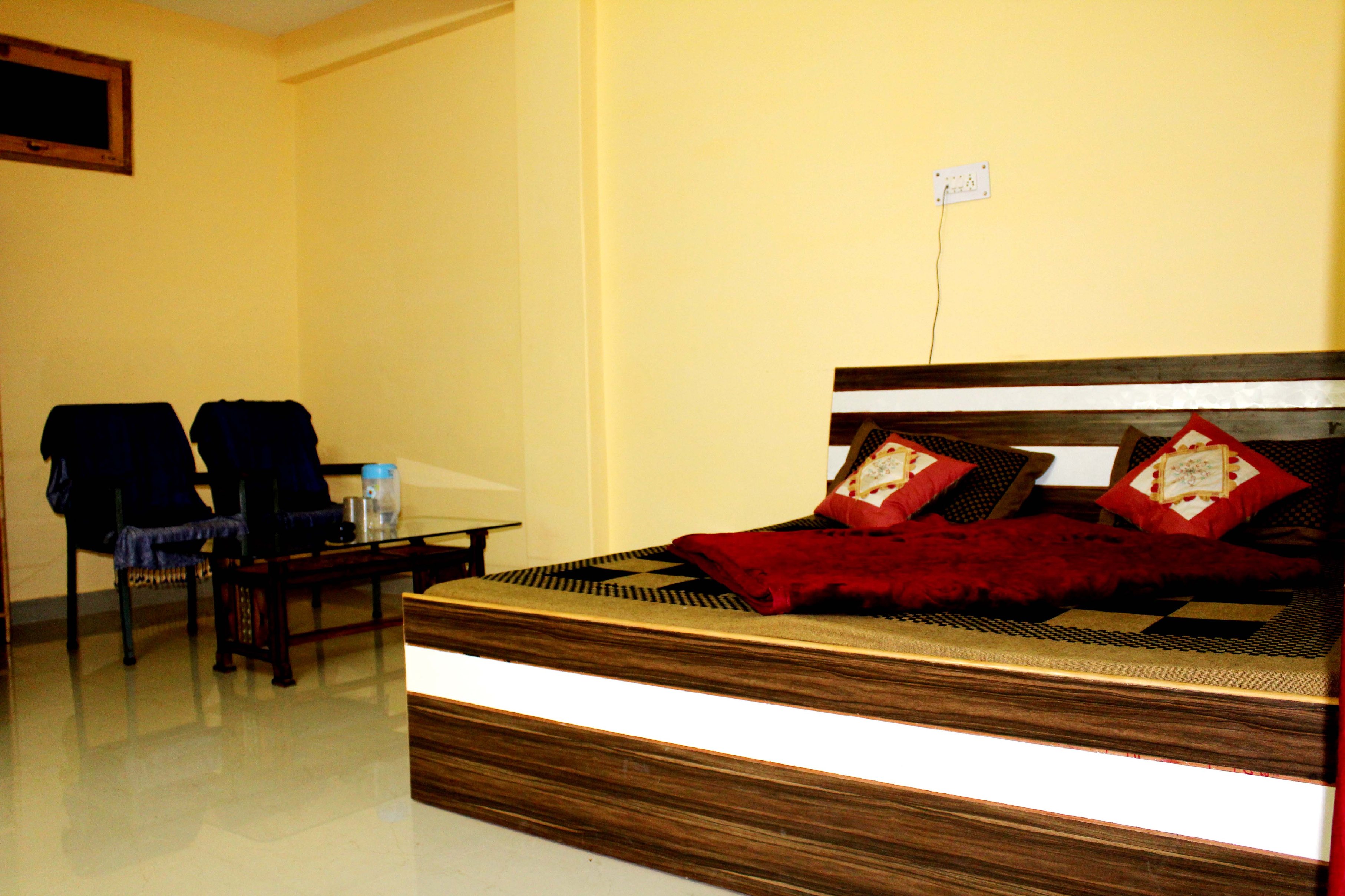 The Shalangco Villa | Rooms & Restaurant