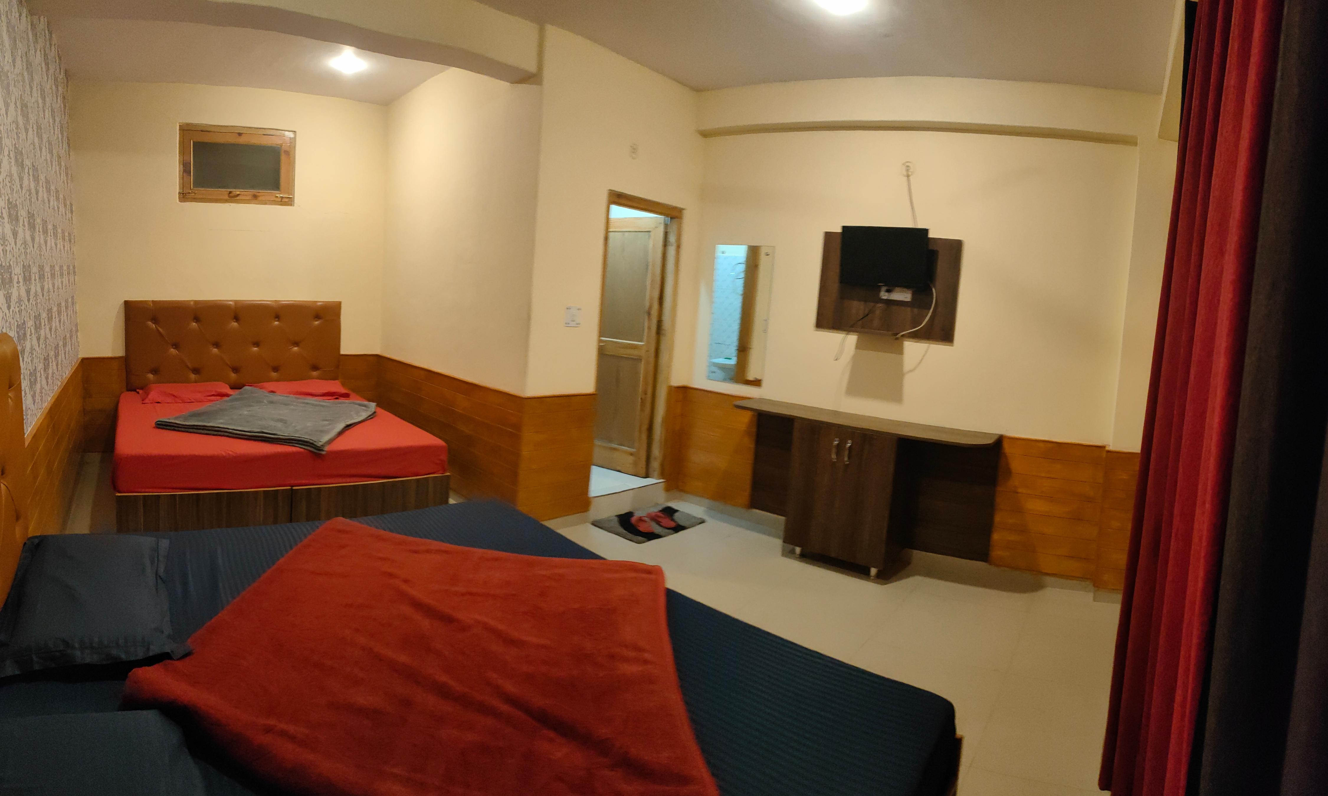 The Shalangco Villa | Rooms & Restaurant - Tap to explore photos