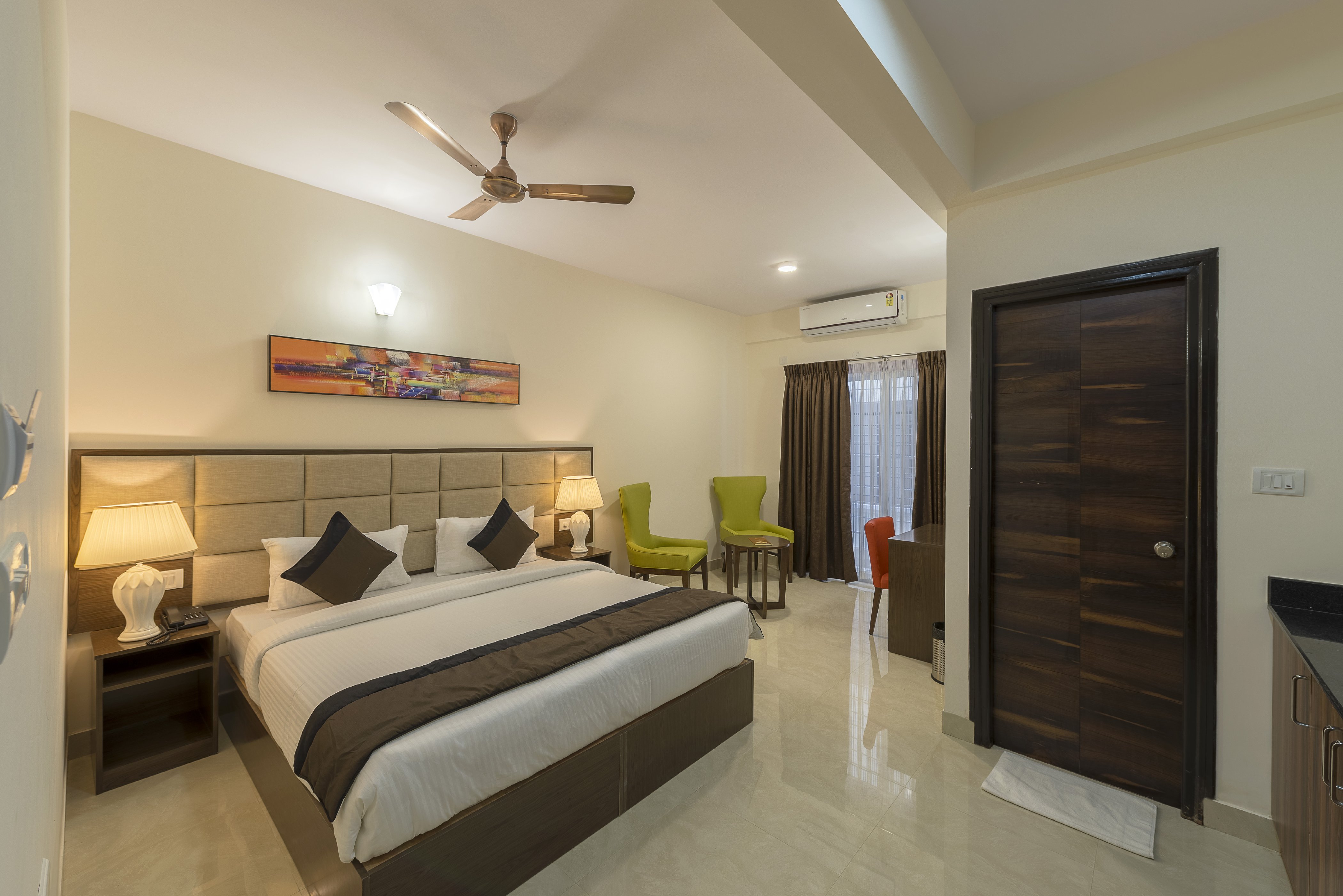Daffodil Delight at Manyata Tech Park Room Type - Deluxe Double or Twin Room with Balcony