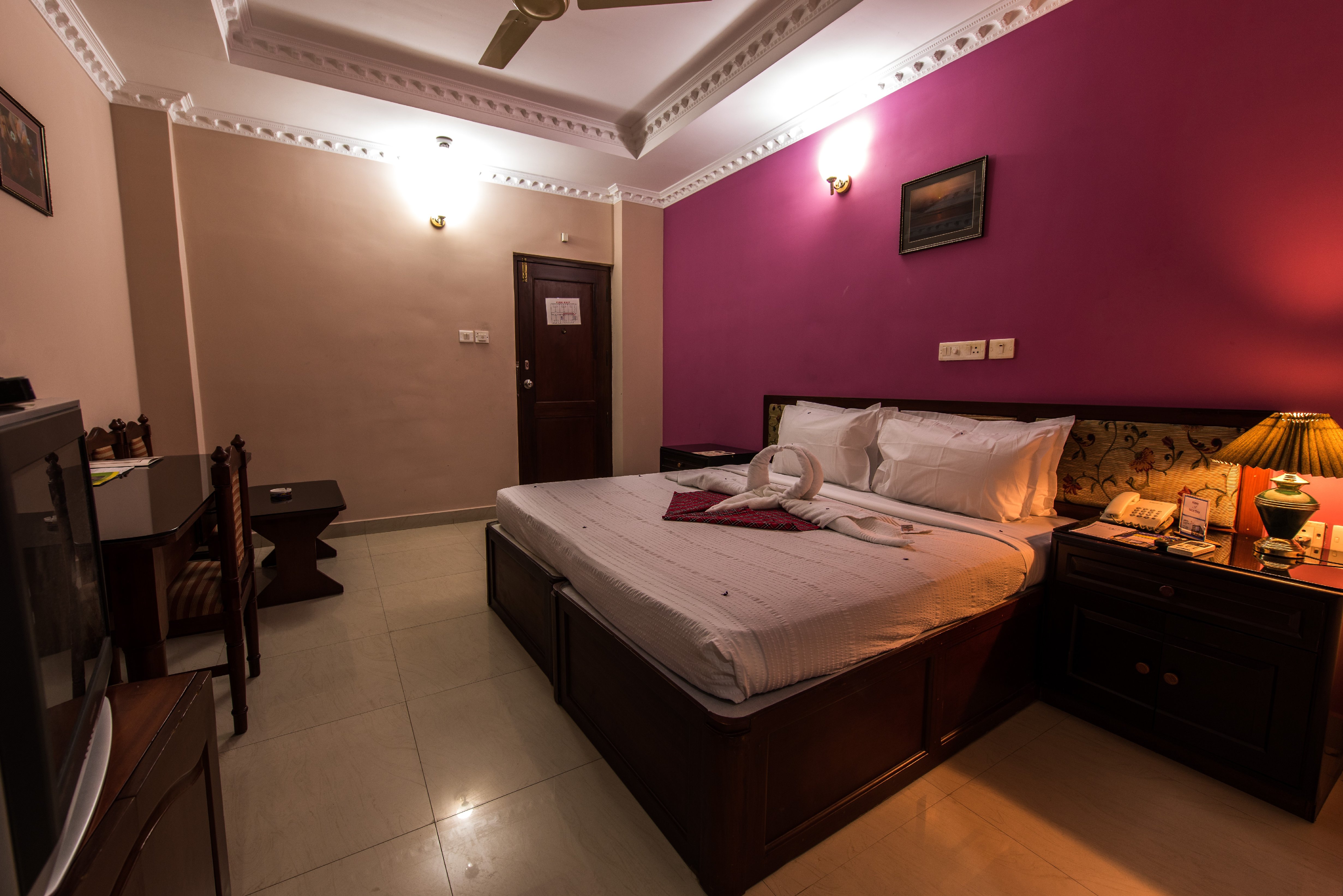 KALLADA HOTELS AND RESORTS Room Type - Deluxe Room AC (Couples less than 21 years of age are not allowed ) KALLADA HOTELS AND RESORTS Room Type - Deluxe Room AC (Couples less than 21 years of age are not allowed )