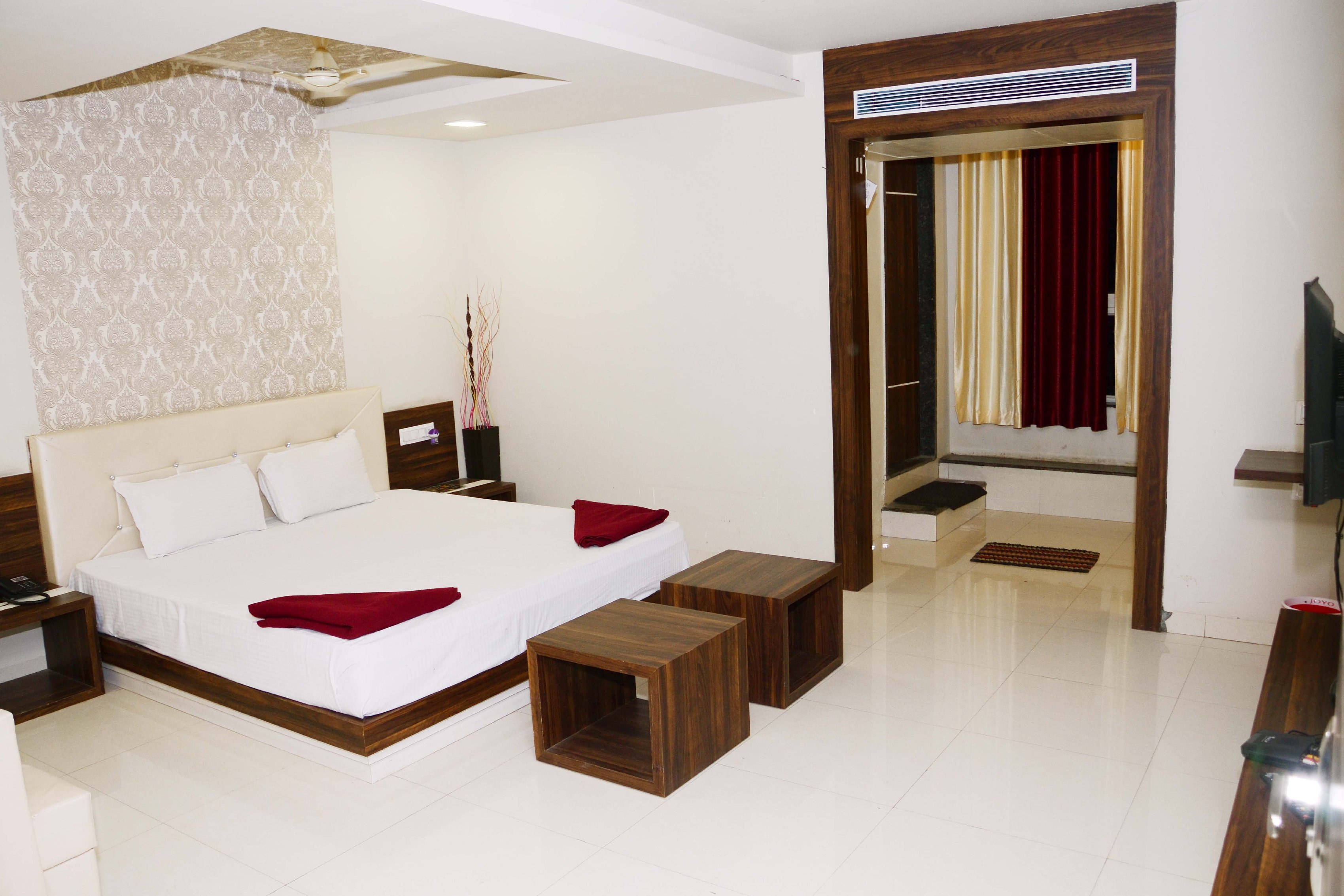 HOTEL GRAND SHIVAM Room Type - Luxury Room
