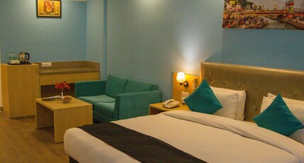 Four Leaf Service Suites, Haridwar Room Type - Grand Room-King With Balcony