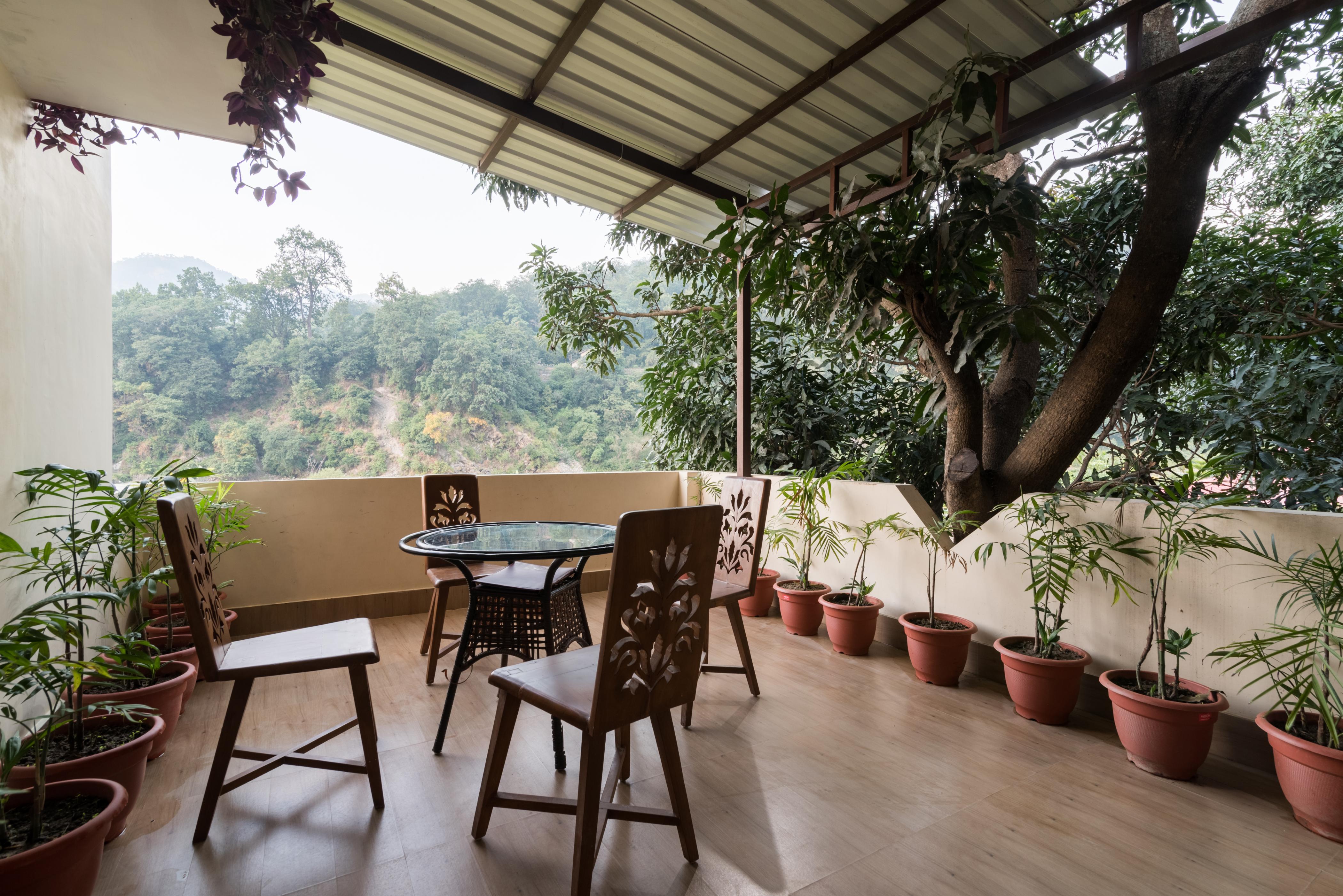 Kunkhet Valley Resort-A River Access Property - Tap to explore photos