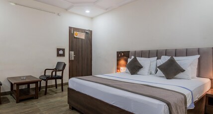 Hotel Highway King (Shahpura) Room Type - King Standard Room