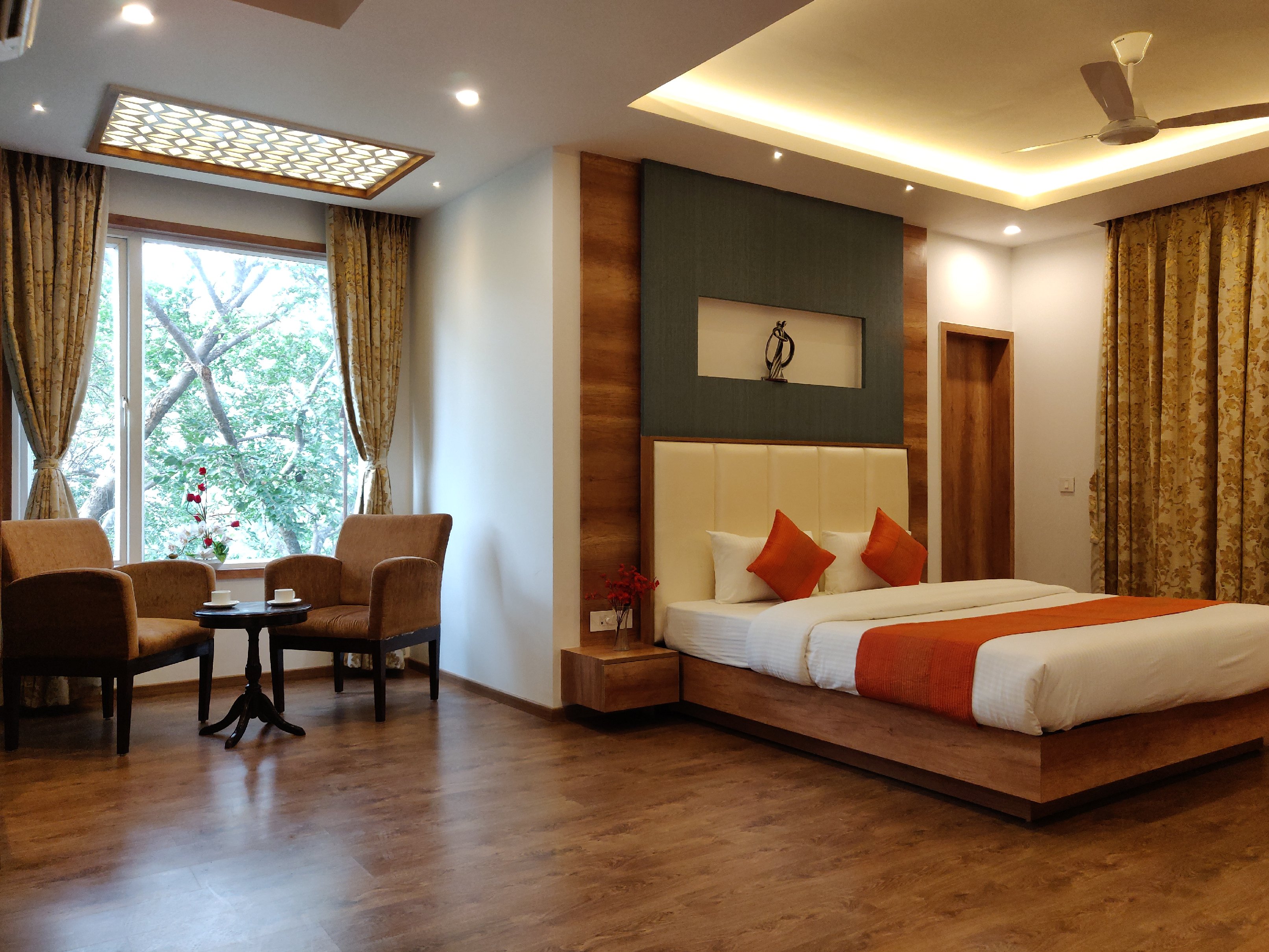 Hotel Yelchiko Room Type - Deluxe King Studio